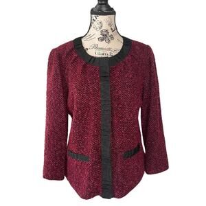 Textured burgundy blazer this preppy